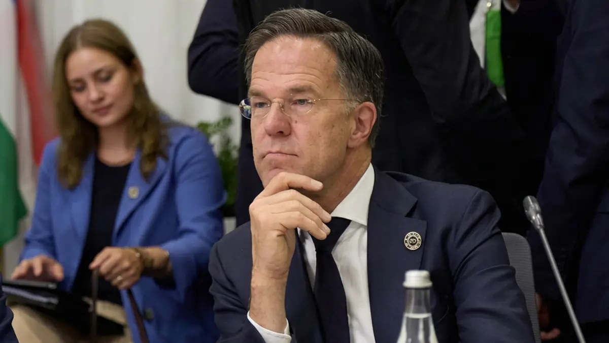 Corona Komisyonunda İfade Veren Rutte: "Bizim Anarşist Ülkemizde Daha Sert Müdahaleler İşe Yaramazdı"